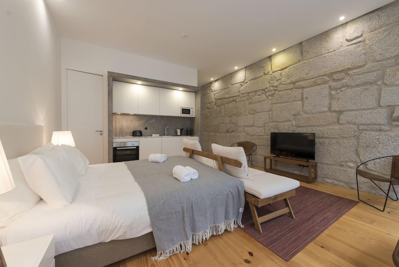 Lovelystay - Rico'S Apartment - Almada 1ºf Porto Bagian luar foto