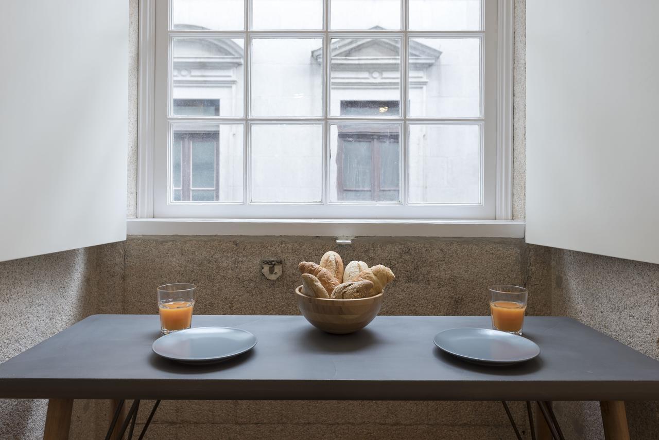 Lovelystay - Rico'S Apartment - Almada 1ºf Porto Bagian luar foto