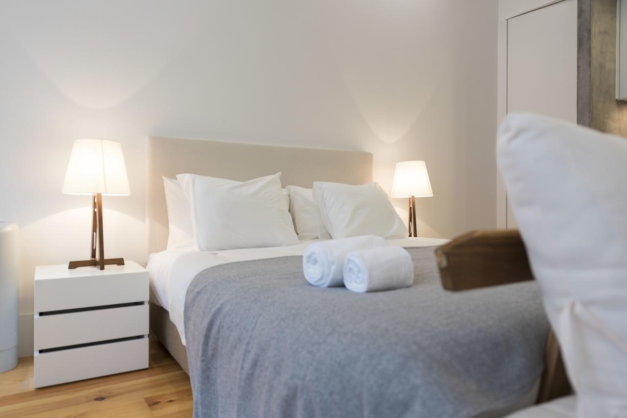Lovelystay - Rico'S Apartment - Almada 1ºf Porto Bagian luar foto